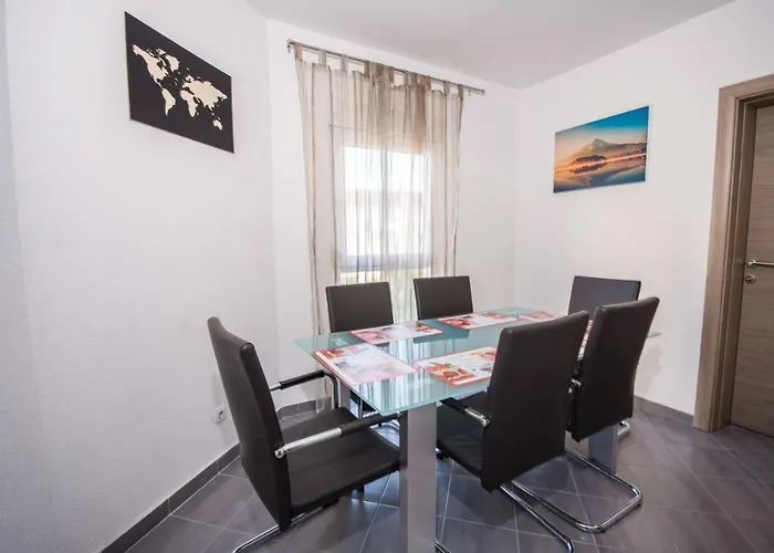 Aparment Jomarko